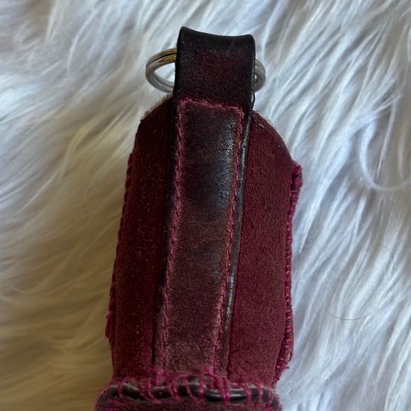 Vintage Ugg Boot Keychain - Picture 11 of 12